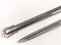 Preussen, Pallasch für Kürassiere Modell 1819 " Russische Form" Eigentumstück in sehr gutem Zustand, Ausführung in Eisen.  Klingenlänge 98cm