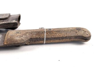 Frankreich 1. Weltkrieg, Machete datiert 1916, so anscheinend an französische Truppen aus dem Senegal ausgegeben. Eher schlechter Zustand, mit defekter Lederscheide