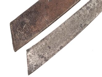 Frankreich 1. Weltkrieg, Machete datiert 1916, so anscheinend an französische Truppen aus dem Senegal ausgegeben. Eher schlechter Zustand, mit defekter Lederscheide