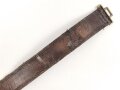 Lederne Feldbinde für Offiziere. Messinghaken, braunes Leder, Gesamtlänge 103cm