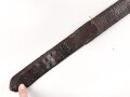 Lederne Feldbinde für Offiziere. Messinghaken, braunes Leder, Gesamtlänge 103cm