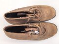 Paar Halbschuhe, ungeschwärztes Leder, Sohlenlänge 30cm, Alter und Herkunft unbekannt
