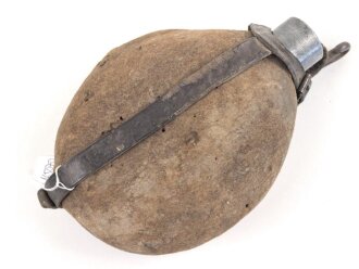 1.Weltkrieg, Feldflasche Modell 1910. Gebraucht, ungereinigt, datiert 1914