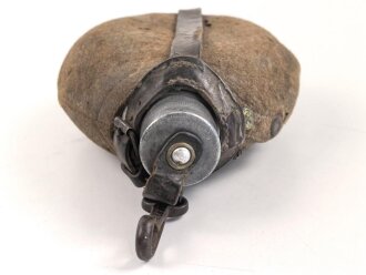 1.Weltkrieg, Feldflasche Modell 1910. Gebraucht, ungereinigt, datiert 1914