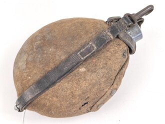1.Weltkrieg, Feldflasche Modell 1910. Gebraucht, ungereinigt, datiert 1914