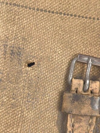 1. Weltkrieg Leinentasche, die Koppelschlaufe abgetrennt, Maße etwa 11 x 19cm