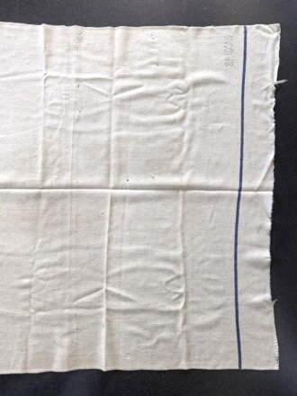 1.Weltkrieg Wolldecke, Kammerstück von 1918, Maße etwa 135 x 240cm. Ungereinigt