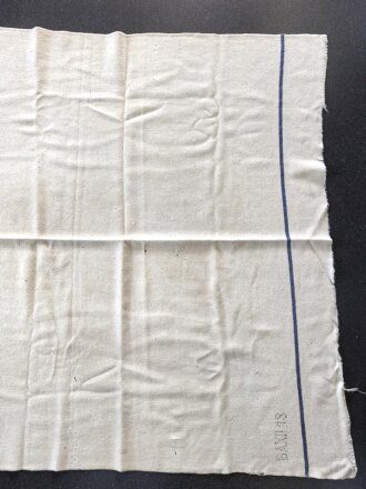 1.Weltkrieg Wolldecke, Kammerstück von 1918, Maße etwa 135 x 240cm. Ungereinigt
