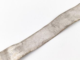 Kaiserreich , Koppelriemen für Mannschaften alter Art bis 1895. Original geweisstes Kammerstück, Höhe des Haken 52mm, Höhe des Leders vorne 48mm, im weiteren Verlauf etwa 44mm. Gesamtlänge etwa 89cm