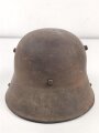1.Weltkrieg , Stahlhelm Modell 1917. Hersteller ET64 ( Eisenhüttenwerk Thale A.G., Thale a/Harz)  Ungereinigtes Stück, das Innenfutter original verbaut