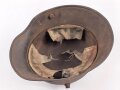 1.Weltkrieg , Stahlhelm Modell 1917. Hersteller ET64 ( Eisenhüttenwerk Thale A.G., Thale a/Harz)  Ungereinigtes Stück, das Innenfutter original verbaut