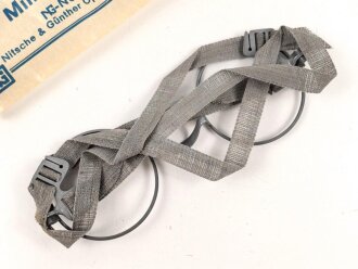 Vorschriftsmäßige Militär Maskenbrille der Wehrmacht, in der originalen Umverpackung