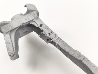 1.Weltkrieg, Gabelstütze zum Maschinengewehr 08/15. Alter Bodenfund, gereinigt und lackiert