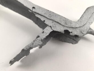 1.Weltkrieg, Gabelstütze zum Maschinengewehr 08/15. Alter Bodenfund, gereinigt und lackiert