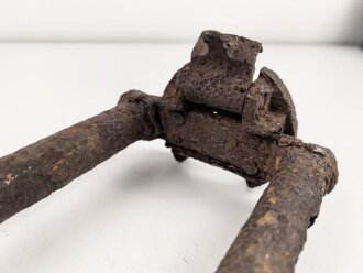 1.Weltkrieg, Gabelstütze zum Maschinengewehr 08/15. Höhenverstellbare Variante, alter Bodenfund