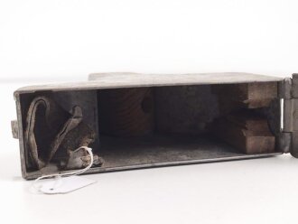 1.Weltkrieg, Schlossbehälter für die Schlittenlafette MG08 und 08/15. Guter Zustand, der Verschlussmechanismus alt ergänzt ?, schwer gängig