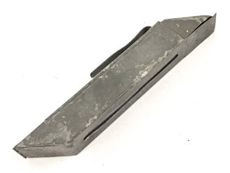 1.Weltkrieg , kleine Grabenoptik . Einfache Blechausführung. Ausgezogene Gesamtlänge etwa 32cm, Funktioniert , die Feststellschraube fehlt