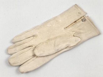 Kaiserreich und 1. Weltkrieg, Paar Handschuhe für Offiziere. Kammerstücke Infanterie Regiment 24. Guter Zustand