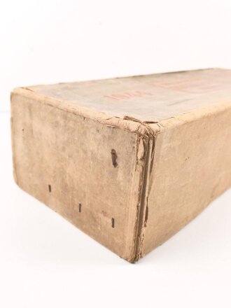 Pionier Wehrmacht, leere Umverpackung für 25 kg " Gelatine Donarit 1" datiert 1944. Maße etwa 27 x 72 x 18cm