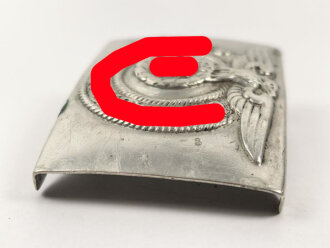 Waffen SS, Koppelschloss für Mannschaften aus Neusilber, Hersteller  „O&C“ für die Firma Overhoff & Cie, Lüdenscheid und „ges. gesch.“ für gesetzlich geschützt. Ungereinigtes Stück in gutem Zustand