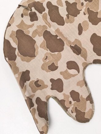 U.S. Marine Corps WWII, Camouflage M-1 helmet cover . No markings, unused