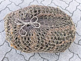 Tarnnetz Wehrmacht ca. 3 x3 Meter, mit Spannleinen und Transportbeutel. Für Fahrzeuge, Geschütze und Unterstände