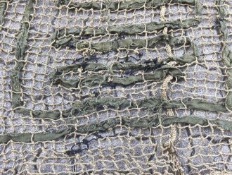 Tarnnetz Wehrmacht ca. 3 x3 Meter, mit Spannleinen und Transportbeutel. Für Fahrzeuge, Geschütze und Unterstände
