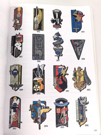 "Les Insignes des Promotions Parachutistes - Biographies Illustrations" 249 Seiten, gebraucht DIN A4