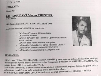 "Les Insignes des Promotions Parachutistes - Biographies Illustrations" 249 Seiten, gebraucht DIN A4