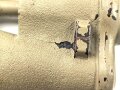 U-Boot Kommandantenglas 8 x 60  der Kriegsmarine. Hersteller blc, Seriennummer 48832.  Glasklare Duchsicht mit wenigen kleinen " Pünktchen" , rechts senkrechte Strichplatte. Originallack, links rissig