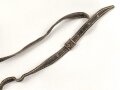 Behälter mit Trageriemen für ein Dienstglas 10 x 50 der Wehrmacht. Unter deutscher Besatzung gefertigt von Huet Paris. Gebraucht, guter Gesamtzustand