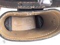 Dienstglas 7 x 50 Wehrmacht, im Behälter. Das Glas in sehr gutem Zustand, Hersteller rln für Zeiss Jena ab 1944, Glasklare Durchsicht, keine Strichplatte. Der Behälter aus Ersatzmaterial zugehörig, innen gelb.