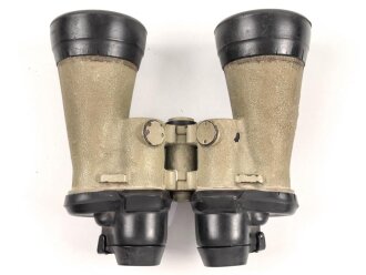 Kriegsmarine, U Boot Fernglas DF 7 x 50. Hersteller blc. "Neblige"  Durchsicht, Originallack, die Gummiarmierung  weich.