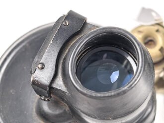 Kriegsmarine, U Boot Fernglas DF 7 x 50. Hersteller blc. "Neblige"  Durchsicht, Originallack, die Gummiarmierung  weich.