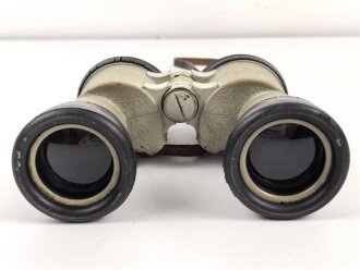 Kriegsmarine, U Boot Fernglas DF 7 x 50. Hersteller blc. Klare Durchsicht, Originallack, die Gummiarmierung  weich, aber zum Teil rissig.