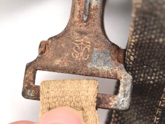 Paar Tragetaschen für Maschinengewehr Gurtkästen ( Patronenkästen ) der Wehrmacht. Getragenes Paar in gutem Gesamtzustand