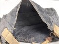 Paar Tragetaschen für Maschinengewehr Gurtkästen ( Patronenkästen ) der Wehrmacht. Getragenes Paar in gutem Gesamtzustand