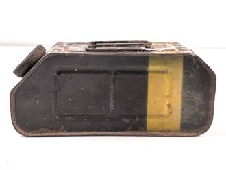 Ölbehälter Wehrmacht. Originallack, ungereinigt