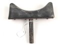 "Stirnschutz" für diverse Optiken der Wehrmacht. Breite etwa 14,5cm, Zapfendurchmesser 15,5mm