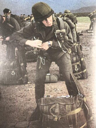 "The French Foreign Legion - The Inside Story of the World-Famous Fighting Force" 211 Seiten, englisch, gebraucht über DIN A4