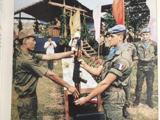 "De Bizerte a Sarajevo - Les Troupes de Marine" 364 Seiten, gebraucht über DIN A4