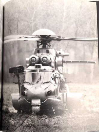 "13 EME RDP Regiment de Dragons Parachutistes"...