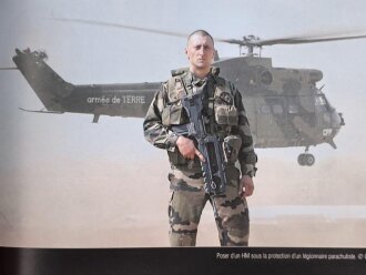 "Legionnaires Parachutistes 1948-2008" 473 Seiten, gebraucht über DIN A4