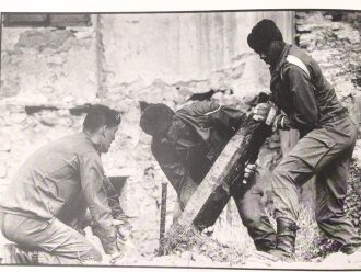 "Legion Etrangere - 4 Regiment Etranger" 87 Seiten, gebraucht ca. DIN A4