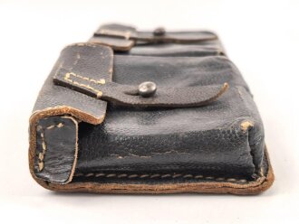 Magazintasche für zwei K43 Magazine der Wehrmacht. Getragenes Stück, ein Verschluss defekt