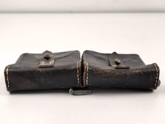 Magazintasche für zwei K43 Magazine der Wehrmacht. Getragenes Stück, ein Verschluss defekt