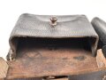 Magazintasche für zwei K43 Magazine der Wehrmacht. Getragenes Stück, ein Verschluss defekt