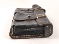 Magazintasche für zwei K43 Magazine der Wehrmacht. Getragenes Stück, ein Verschluss defekt