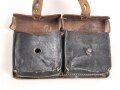 Magazintasche für zwei K43 Magazine der Wehrmacht. Getragenes Stück, ein Verschluss defekt
