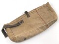 Unvollständiges Paar Tragetaschen für Maschinengewehr Gurtkästen ( Patronenkästen ) der Wehrmacht.